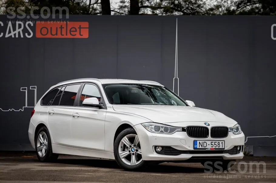 BMW 318 2012 photo 3