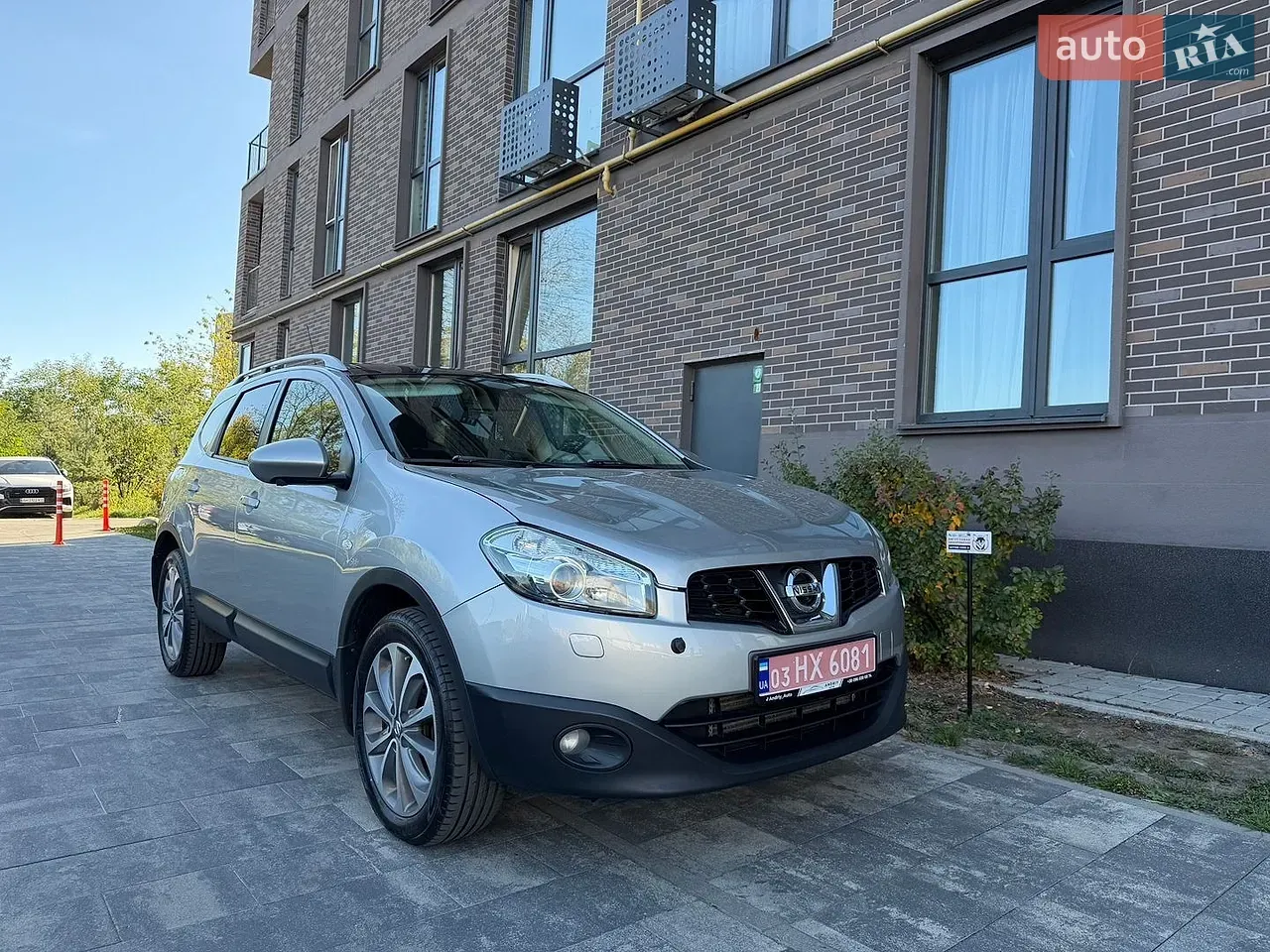 Nissan Qashqai 2013 photo 2