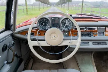 Mercedes-Benz 300Se 1966 photo 2
