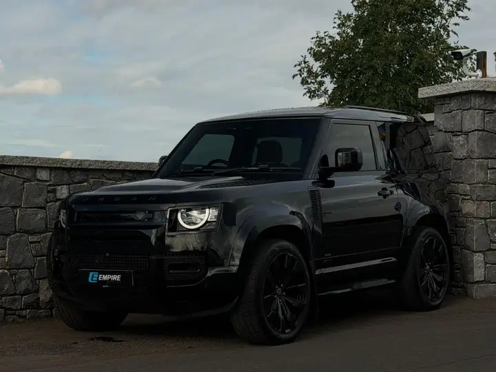 Land Rover Defender 90 2021 photo 2