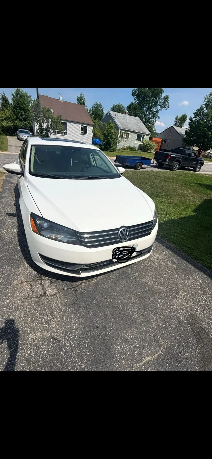 Volkswagen Passat 2012 photo 2