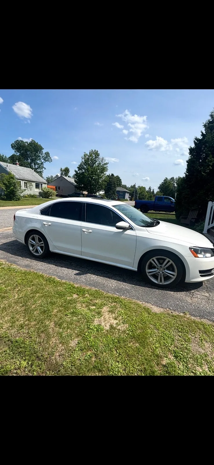 Volkswagen Passat 2012 photo 3