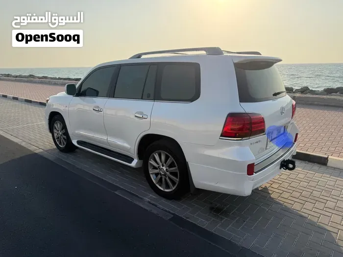 Lexus Lx 570 2011 photo 2