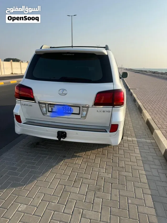 Lexus Lx 570 2011 photo 3