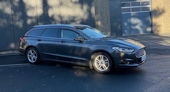 Ford Mondeo 2017 photo 2