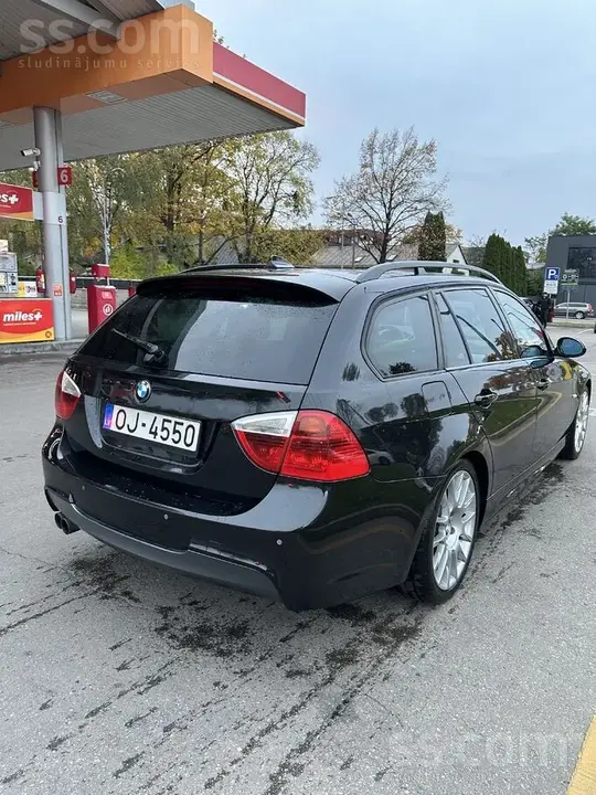 BMW E91 2007 photo 4
