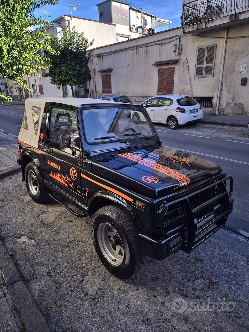 Suzuki Samurai