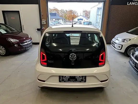 Volkswagen Up 2019 photo 3
