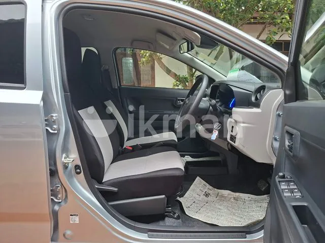Daihatsu Mira 2024 photo 4