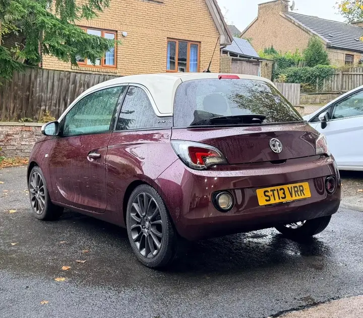 Vauxhall Adam 2013 photo 4