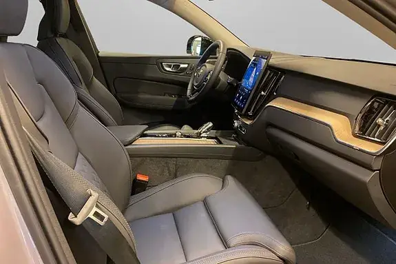 Volvo Xc60 2027 photo 4