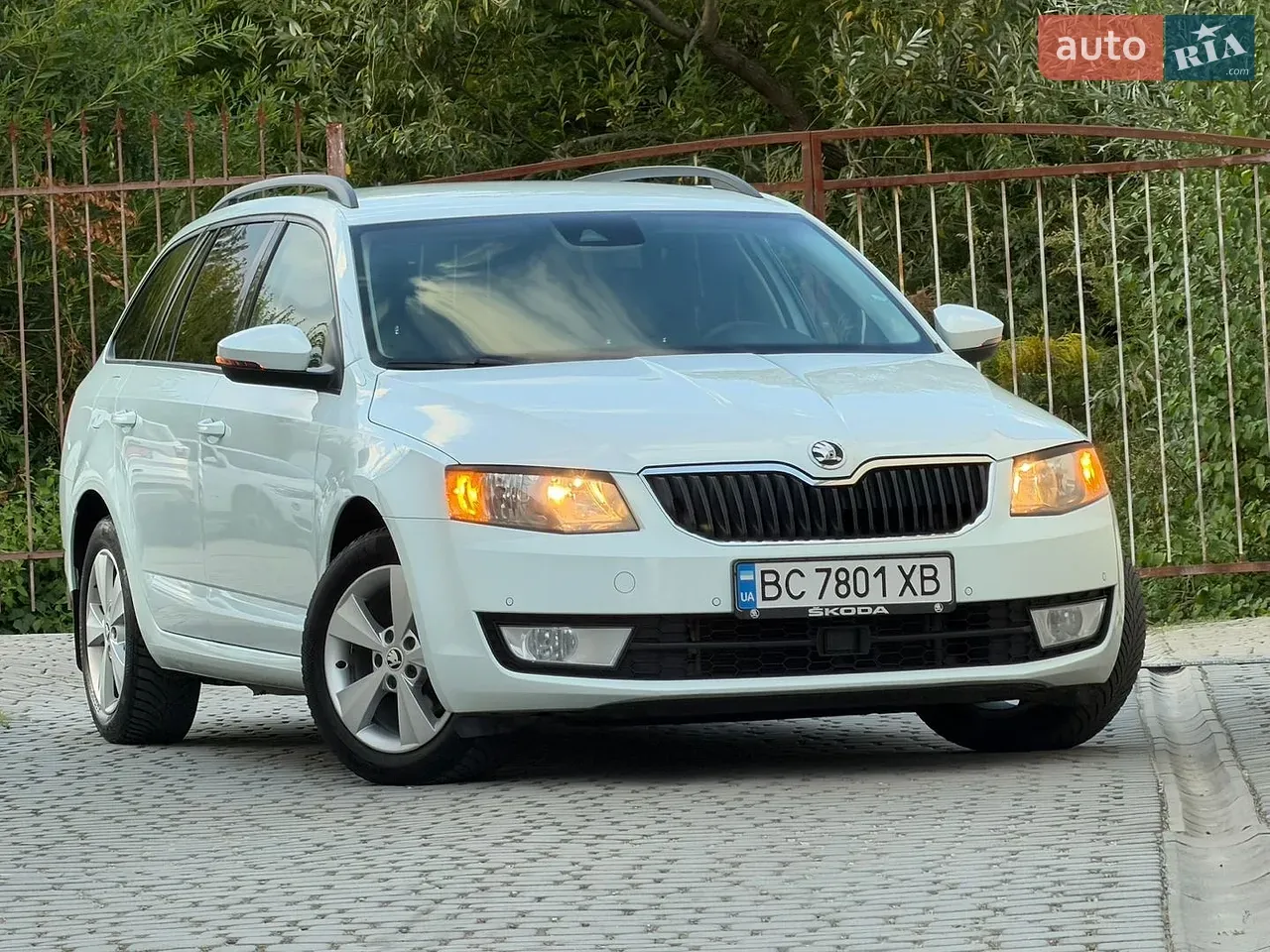 Skoda Octavia 2016 photo 2