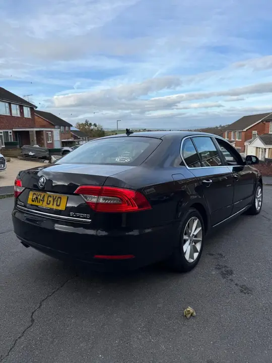 Skoda Superb 2014 photo 5