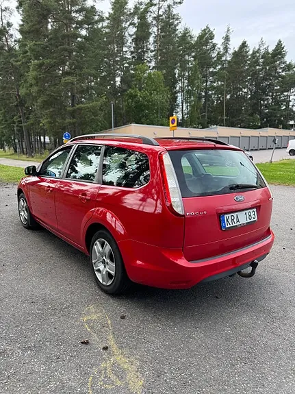 Ford Focus 2010 photo 4