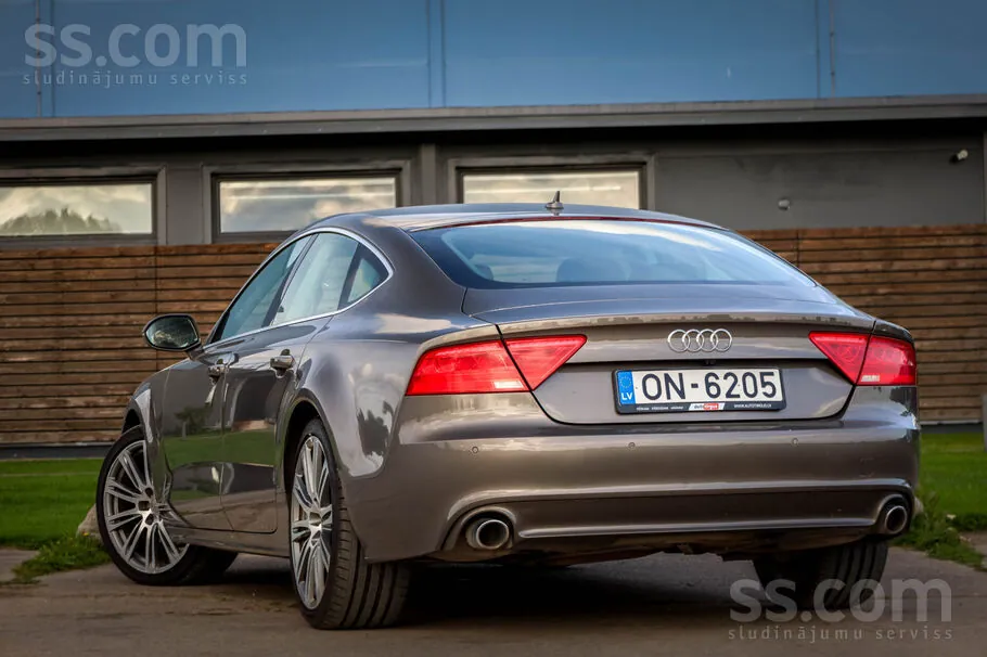 Audi A7 2011 photo 4