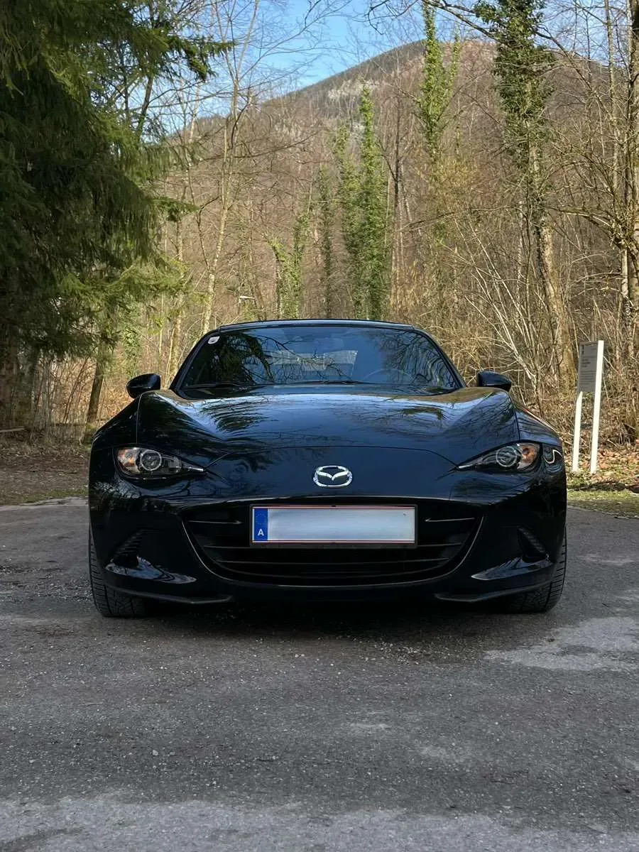 Mazda Mx-5 2017 photo 2