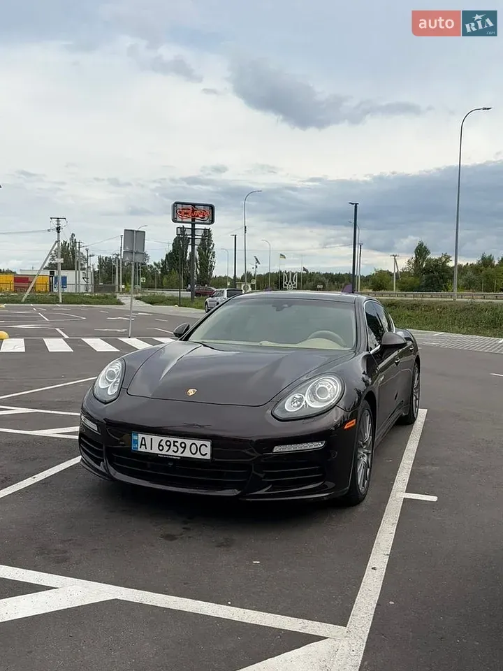 Porsche Panamera 2014 photo 2