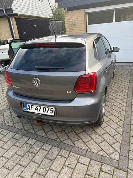 Volkswagen Polo 2009 photo 5