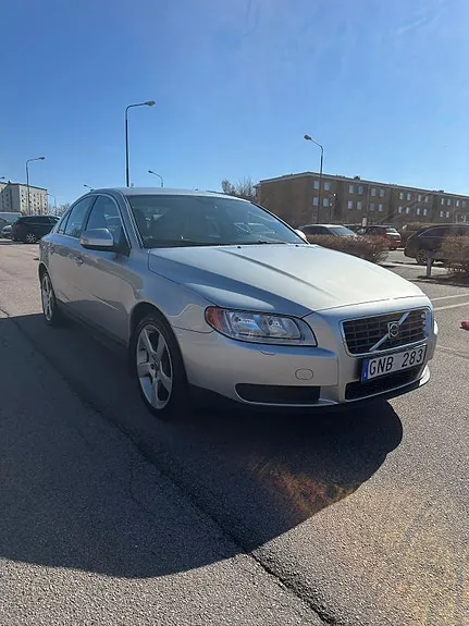 Volvo S80
