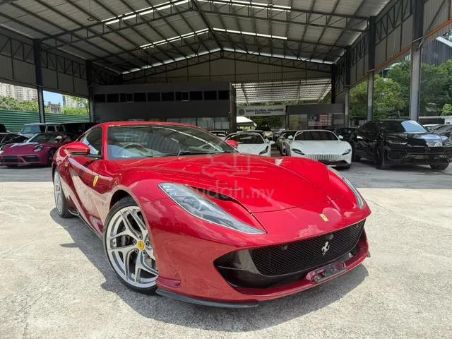 Ferrari 812