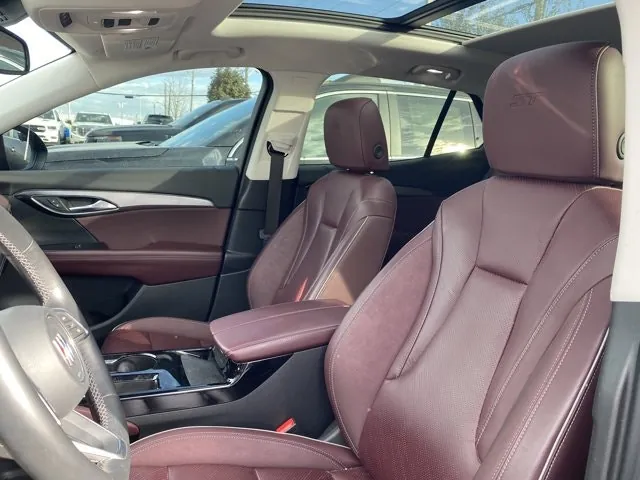 Buick Envision 2024 photo 2