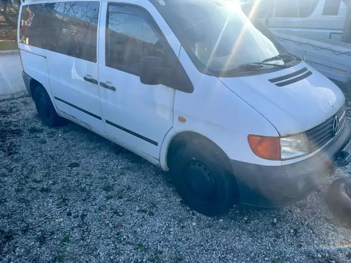 Mercedes-Benz Vito