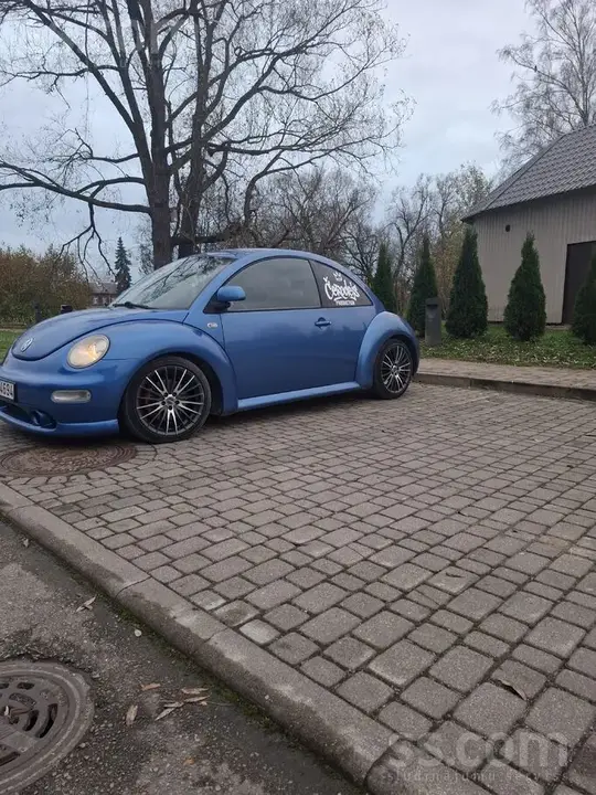 Volkswagen Beetle 2000 photo 2