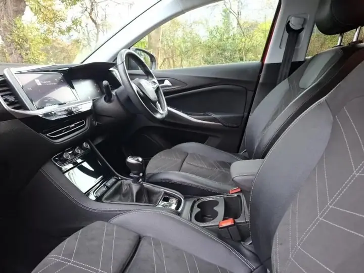 Vauxhall Grandland 2023 photo 5