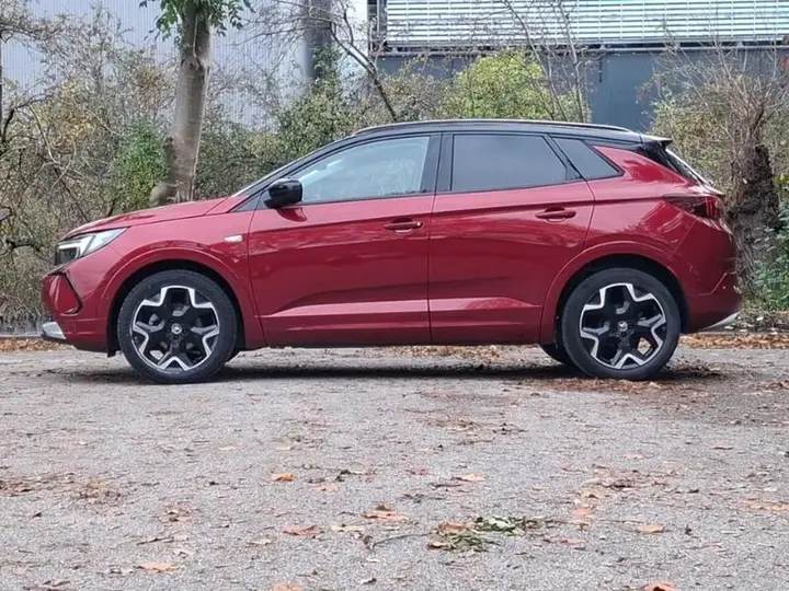 Vauxhall Grandland 2023 photo 4