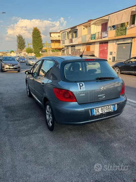 Peugeot 307 2008 photo 5