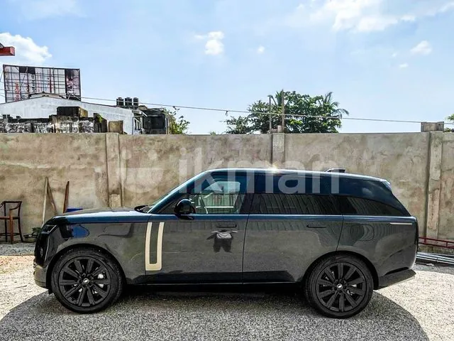 Land Rover Range Rover 2024 photo 4