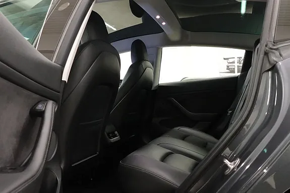 Tesla Model 3 2021 photo 5