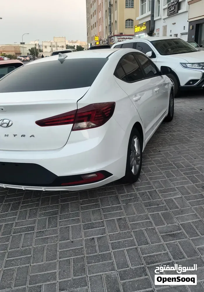 Hyundai Elantra 2020 photo 4