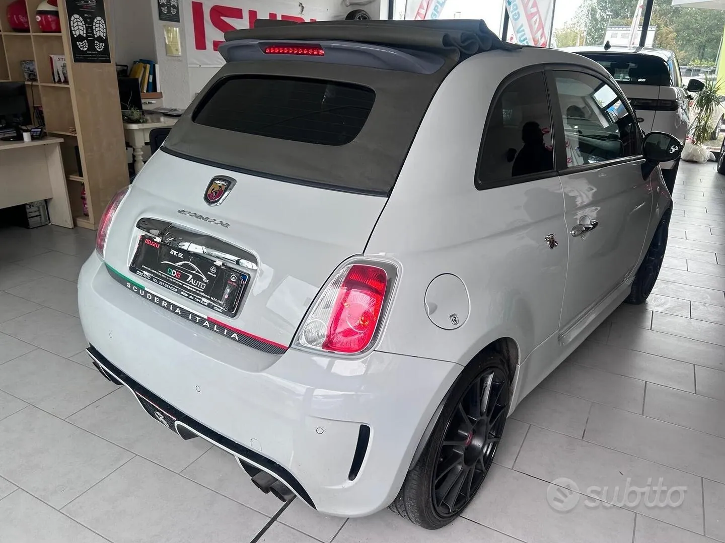 Abarth 500 2011 photo 3