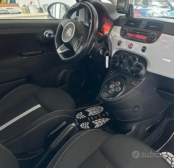 Abarth 500 2011 photo 5