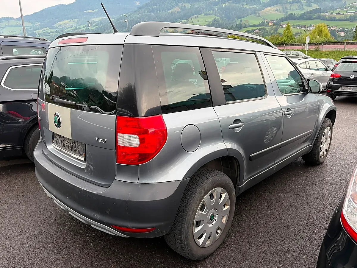 Skoda Yeti 2013 photo 3