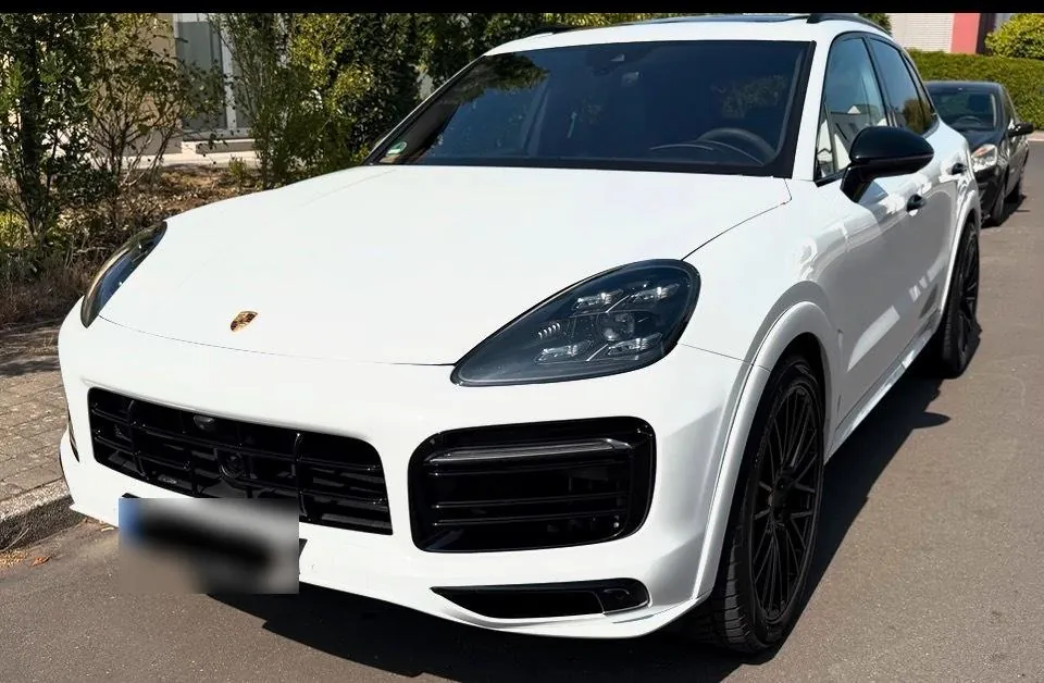 Porsche Cayenne Gts