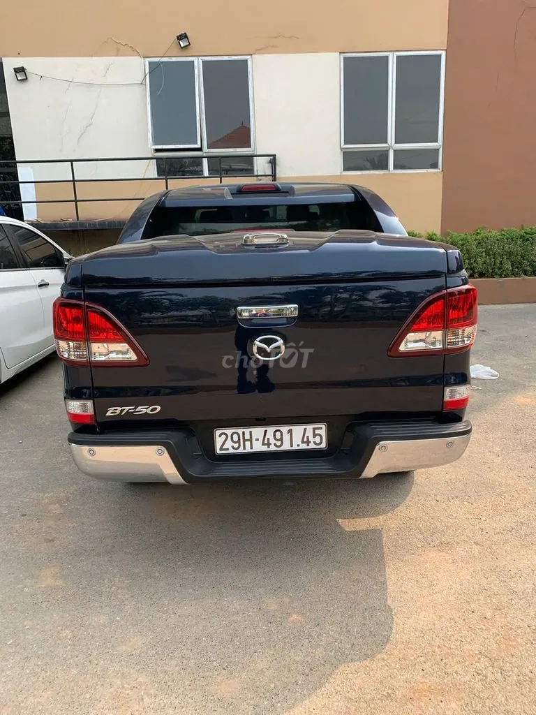 Mazda Bt-50 2016 photo 2