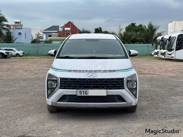 Hyundai Stargazer