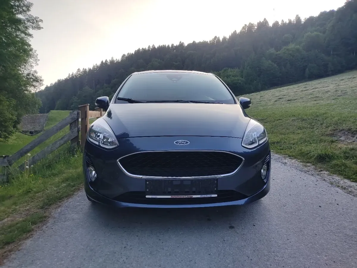 Ford Fiesta 2018 photo 2