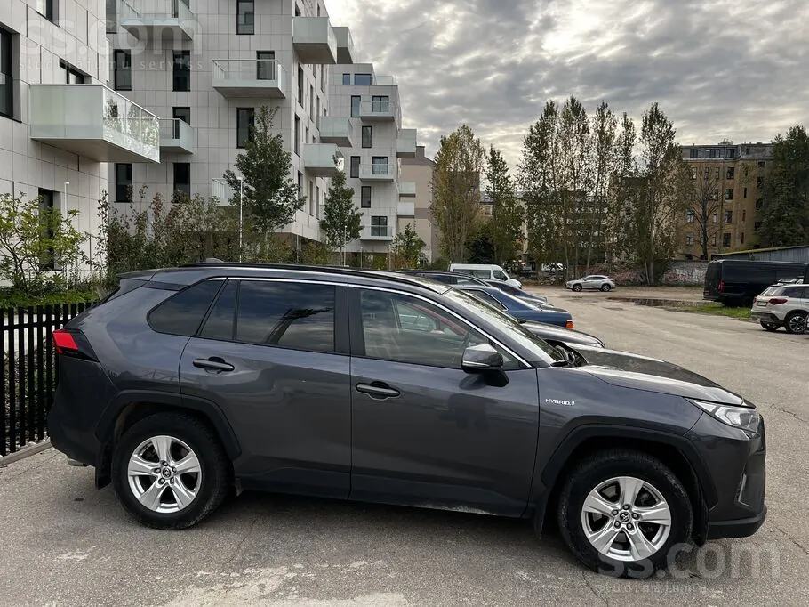 Toyota Rav4 2021 photo 4