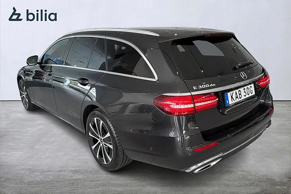 Mercedes-Benz E300 2021 photo 2