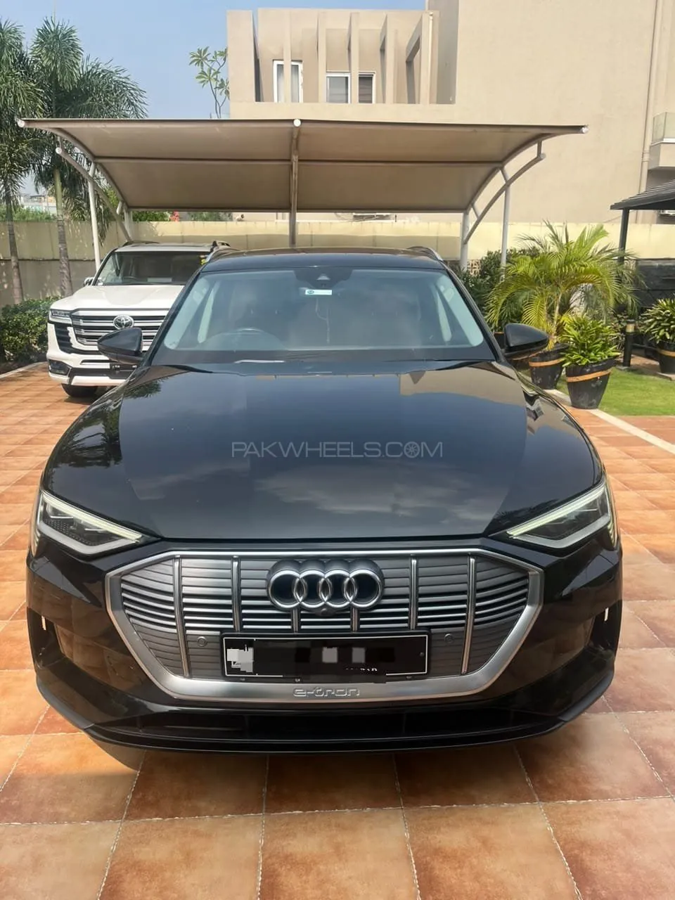 Audi E-Tron