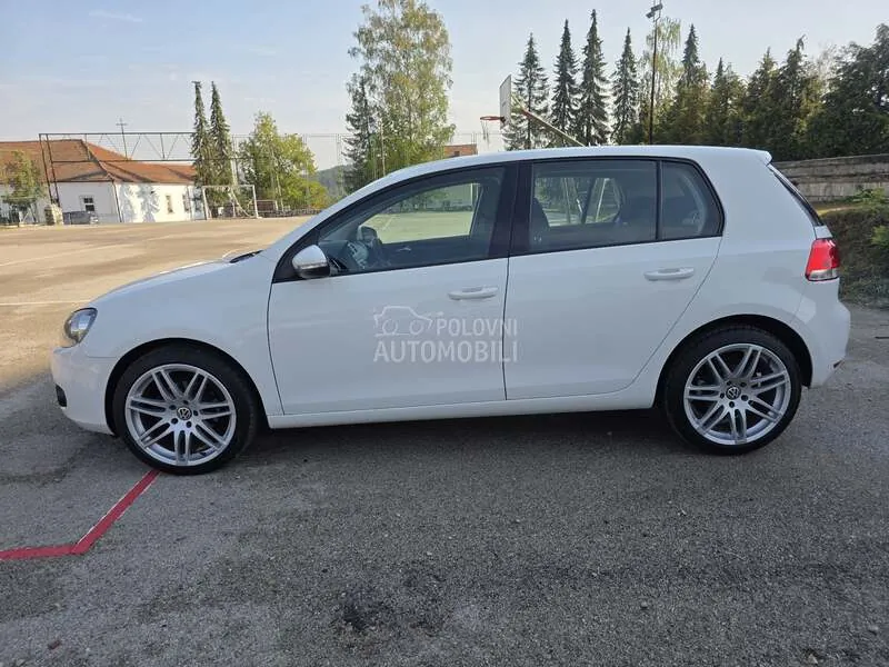 Volkswagen Golf 2012 photo 3