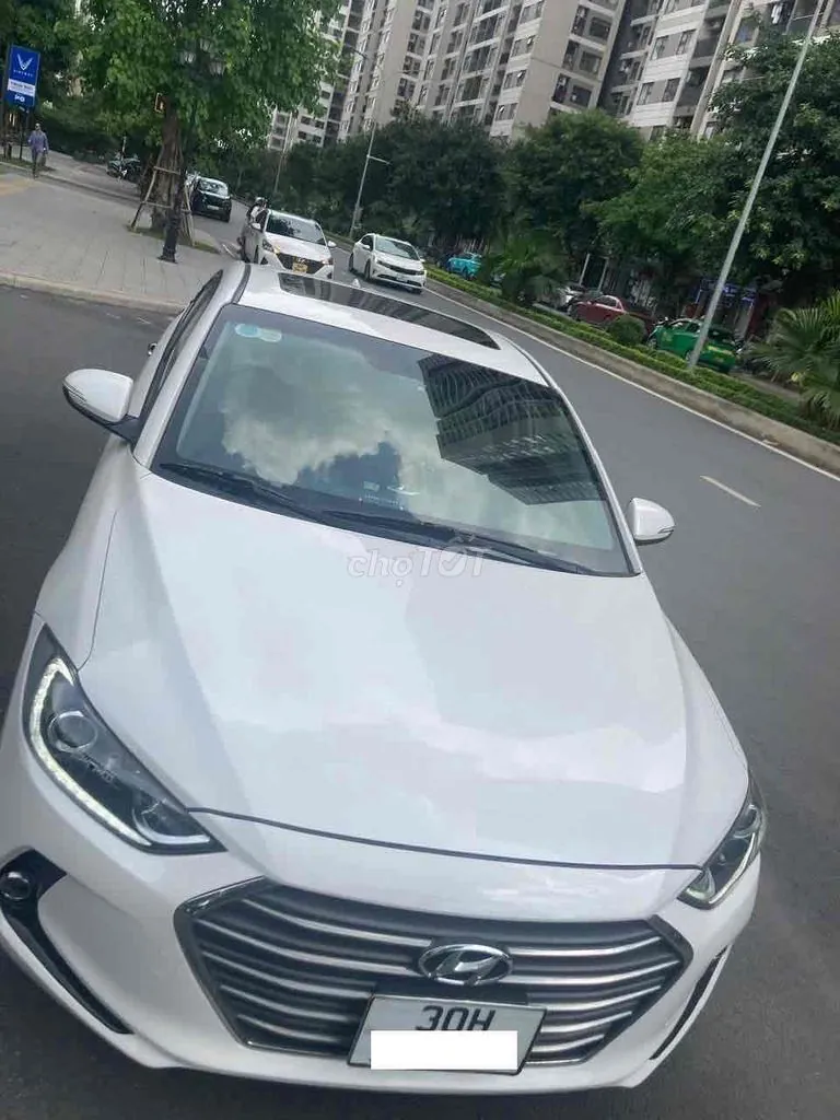 Hyundai Elantra 2017 photo 5