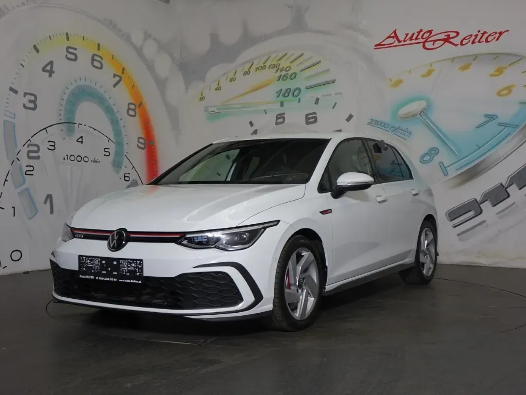Volkswagen Golf 2023 photo 3