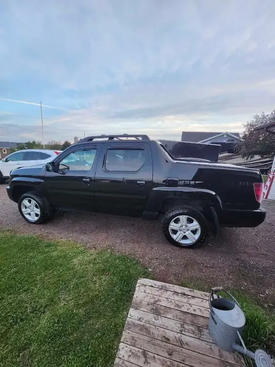 Honda Ridgeline 2010 photo 2