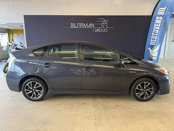 Toyota Prius 2011 photo 3