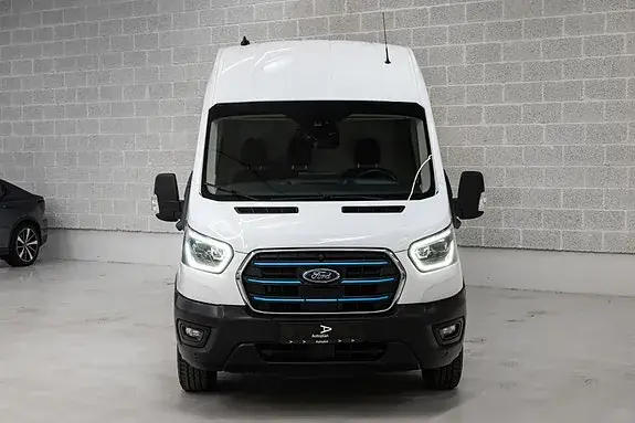 Ford Transit 2022 photo 4
