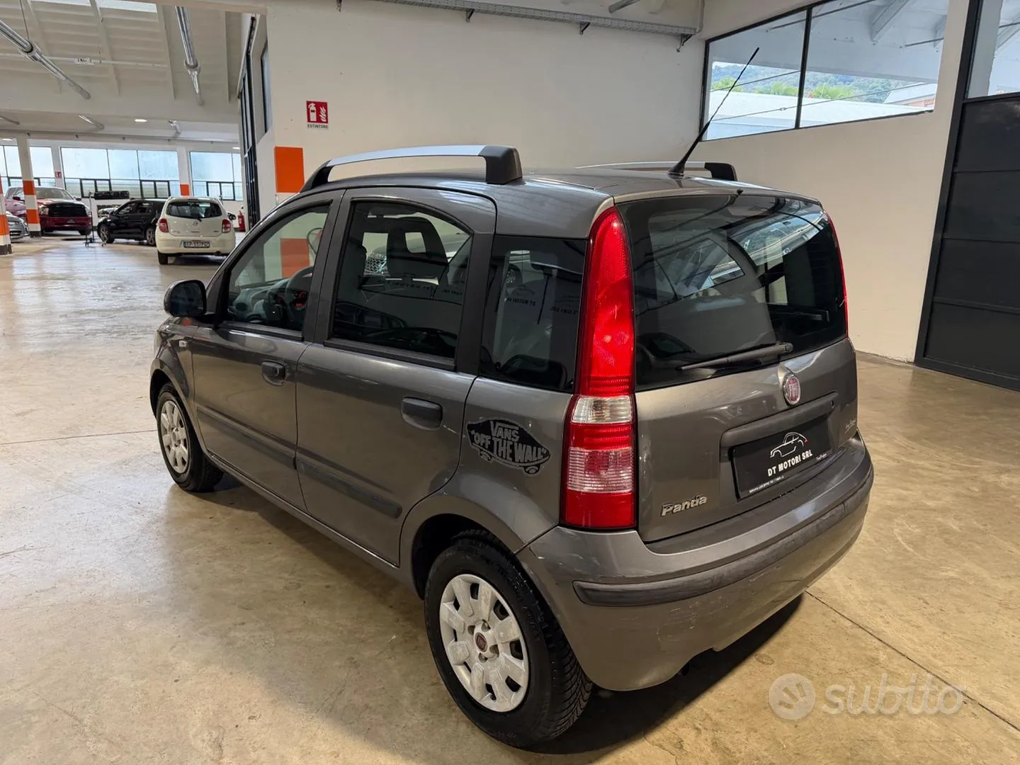 Fiat Panda 2010 photo 2